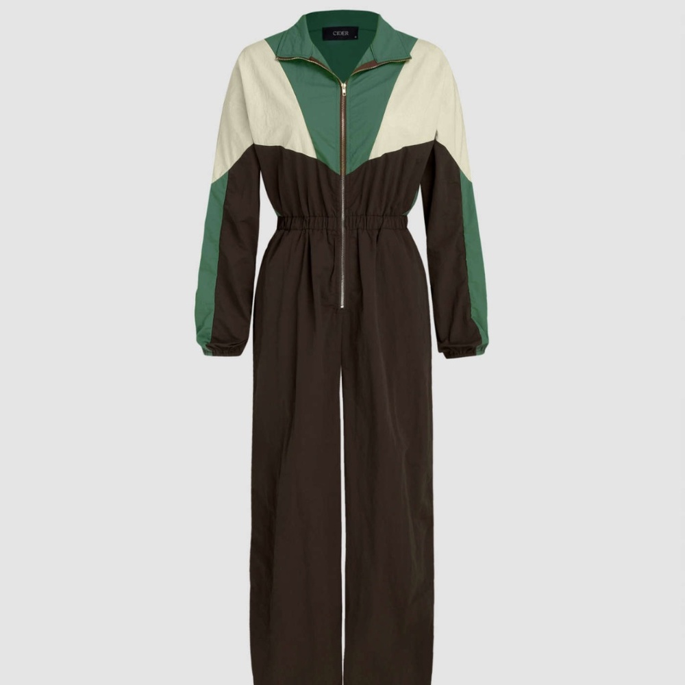 Long sleeved parachute jumpsuit.